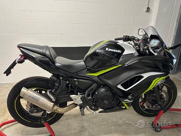 Kawasaki Ninja 650  -2021-  35kw