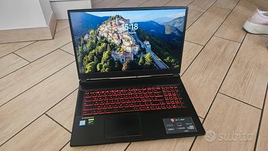 MSI GL75 9SD 17.3-i7 9th/16GB RAM / GTX1600/Ss