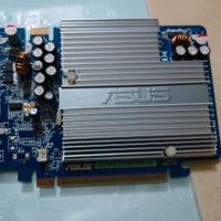 Scheda video Asus EN7600 GS Silent 1GB