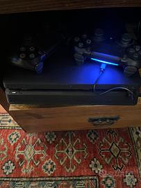 PLAYSTATION 4 SLIM 500gb