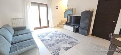 S.M. Imbaro Elegante Villa a schiera di 180mq