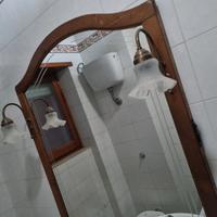 Specchio per bagno in arte povera