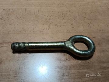 OCCHIELLO PER GANCIO DI TRAINO ALFA ROMEO 147 2005