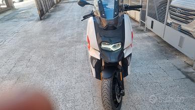 bmw c400x  del 2019