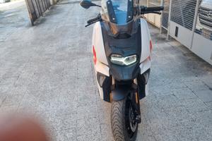 bmw c400x  del 2019