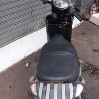 Aprilia Scarabeo 125 - 2010