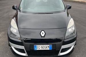 Renault Scenic Scénic 1.5 dCi 110CV EDC Luxe