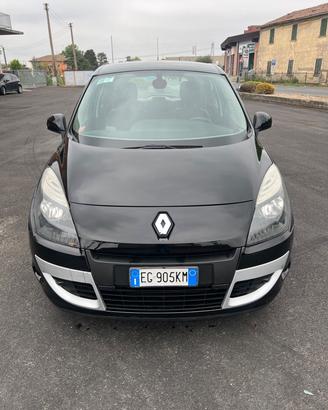 Renault Scenic Scénic 1.5 dCi 110CV EDC Luxe