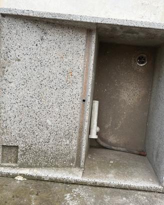 Lavatoio da esterno in marmo