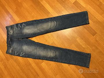 Pantaloni moto con protezioni