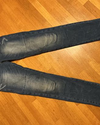 Pantaloni moto con protezioni