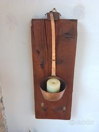 Portachiavi e porta candela in legno da parete