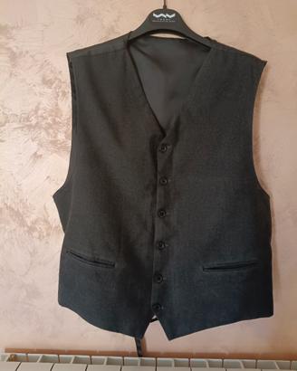 Panciotto uomo grigio con bottoni e retro in raso 