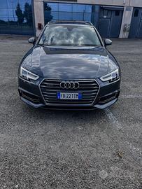 Audi A4 Avant 2.0 tdi QUATTRO S line