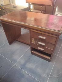 Scrivania Vintage in legno