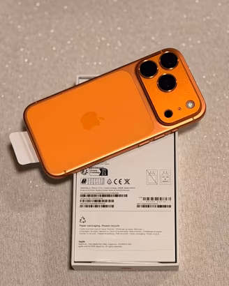 Apple iPhone 17 Pro 256GB – Cosmic Orange