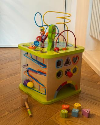 Gioco cubo multiattività in legno Hape