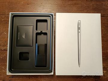 2 Box: MacBook Air 13" (solo scatole - in blocco)