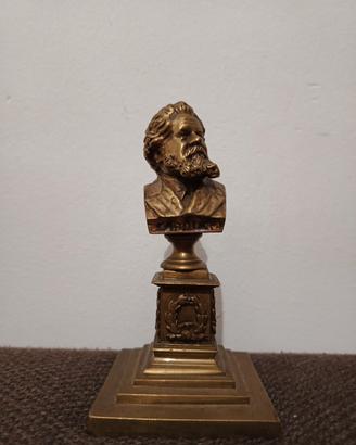 Scultura in Ottone Vintage 