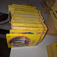 Alti libri gialli Mondadori mega stock