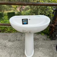 Lavabo con colonna mai usato