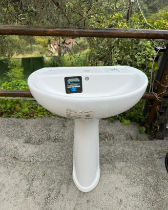 Lavabo con colonna mai usato