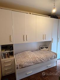 Armadio con letto singolo e letto estraibile