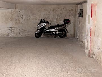 YAMAHA T MAX INIEZIONE 