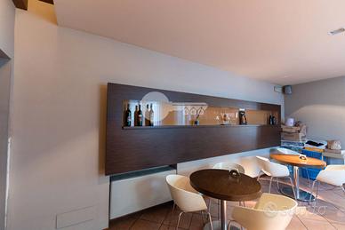 Bar centrale a casteletto di leno