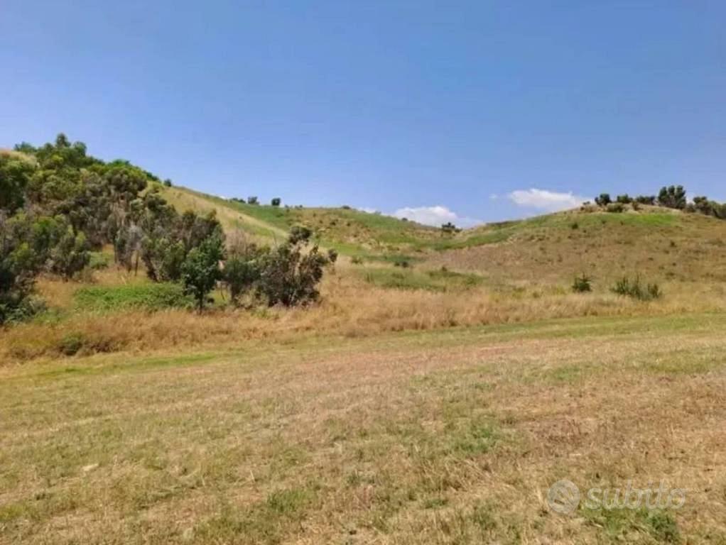 Immobile in asta di 35400 m² a Crotone - Vista 2