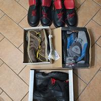 cinque paia di scarpe 