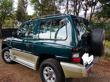 Mitsubishi Pajero Zeus 2800 anno 1999