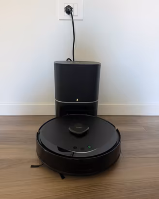 Robot aspira e lava pavimenti