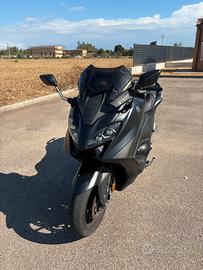 Tmax 560
