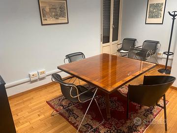 Tavolo 800 inglese con sedie