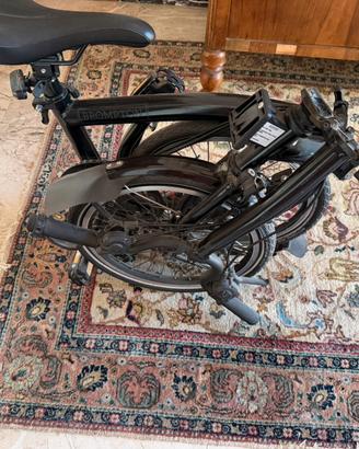 Brompton total black