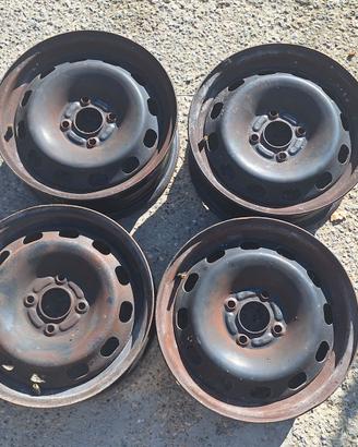 Cerchi Ford 15" per 195/50 R15 e 195/60 R15