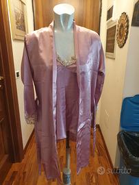 Pigiama vestaglia 5 pezzi raso rosa vintage a €30