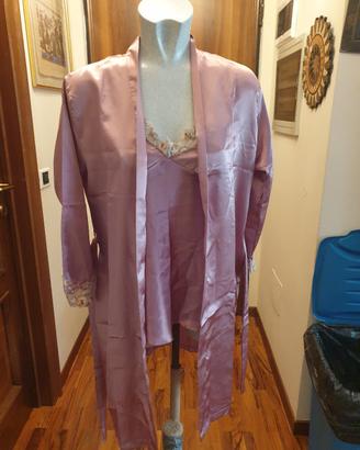 Pigiama vestaglia 5 pezzi raso rosa vintage a €30