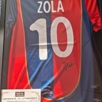 Maglia del Cagliari autografata da Gianfranco Zola