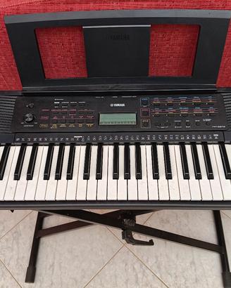 Tastiera yamaha PSR-E273