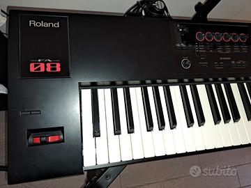 Roland FA08