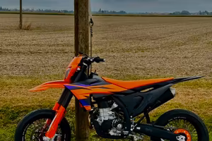 Ktm smr 450 2023 targata