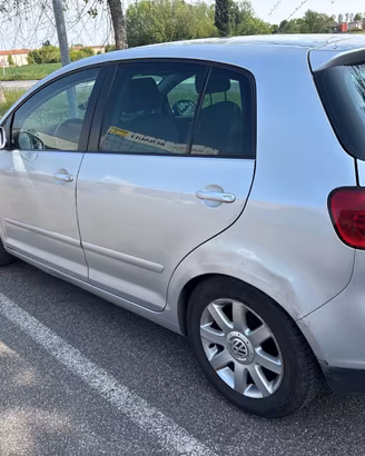 Volkswagen Golf Plus 1.9 TDI DPF Comfortline leggi