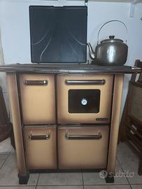 Cucina economica a legna DAL ZOTTO con forno