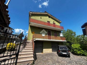 4 LOCALI A AGOSTA