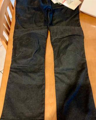 Jeans neri da donna da moto