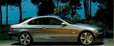 Minigonne bandelle sotto porta BMW E92 nere