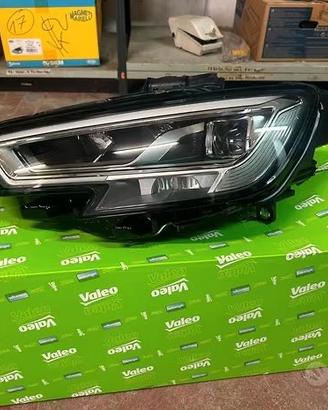 Faro anteriore sinistro Audi A3