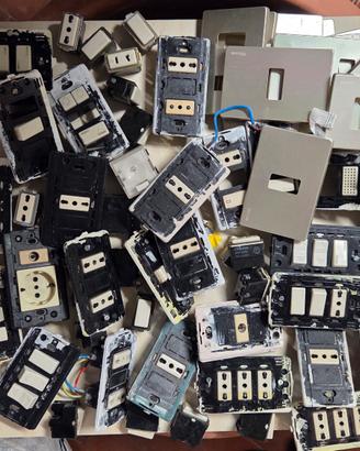 materiale elettrico bticino magic